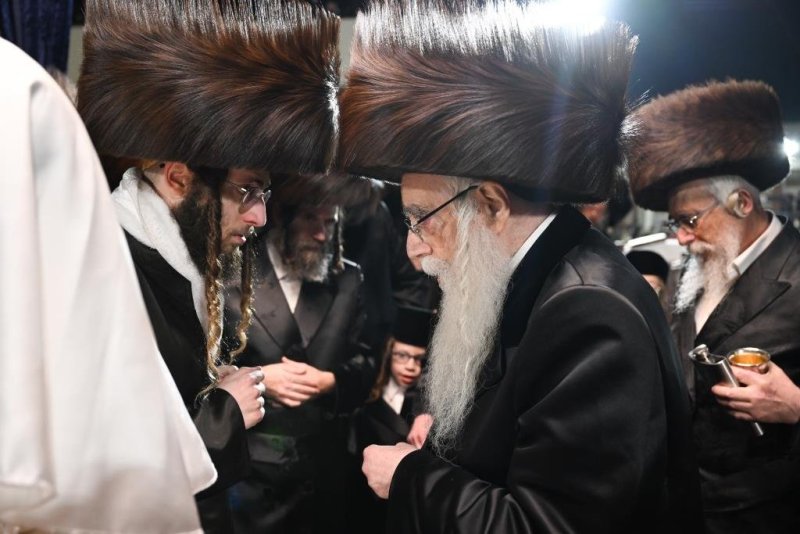 משה גולדשטיין וא. אייזנבאך