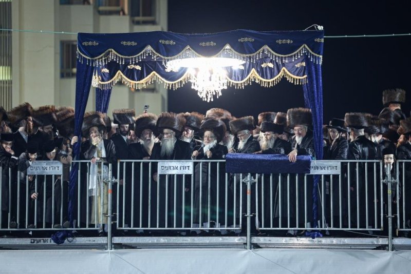 משה גולדשטיין וא. אייזנבאך