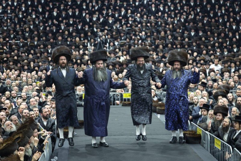 משה גולדשטיין וא. אייזנבאך