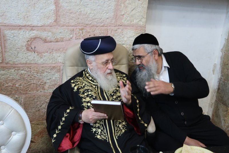באדיבות המצלם