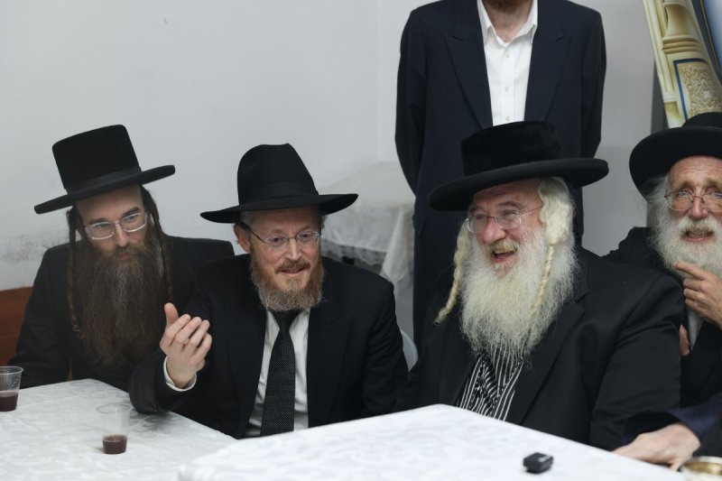לוי עמית