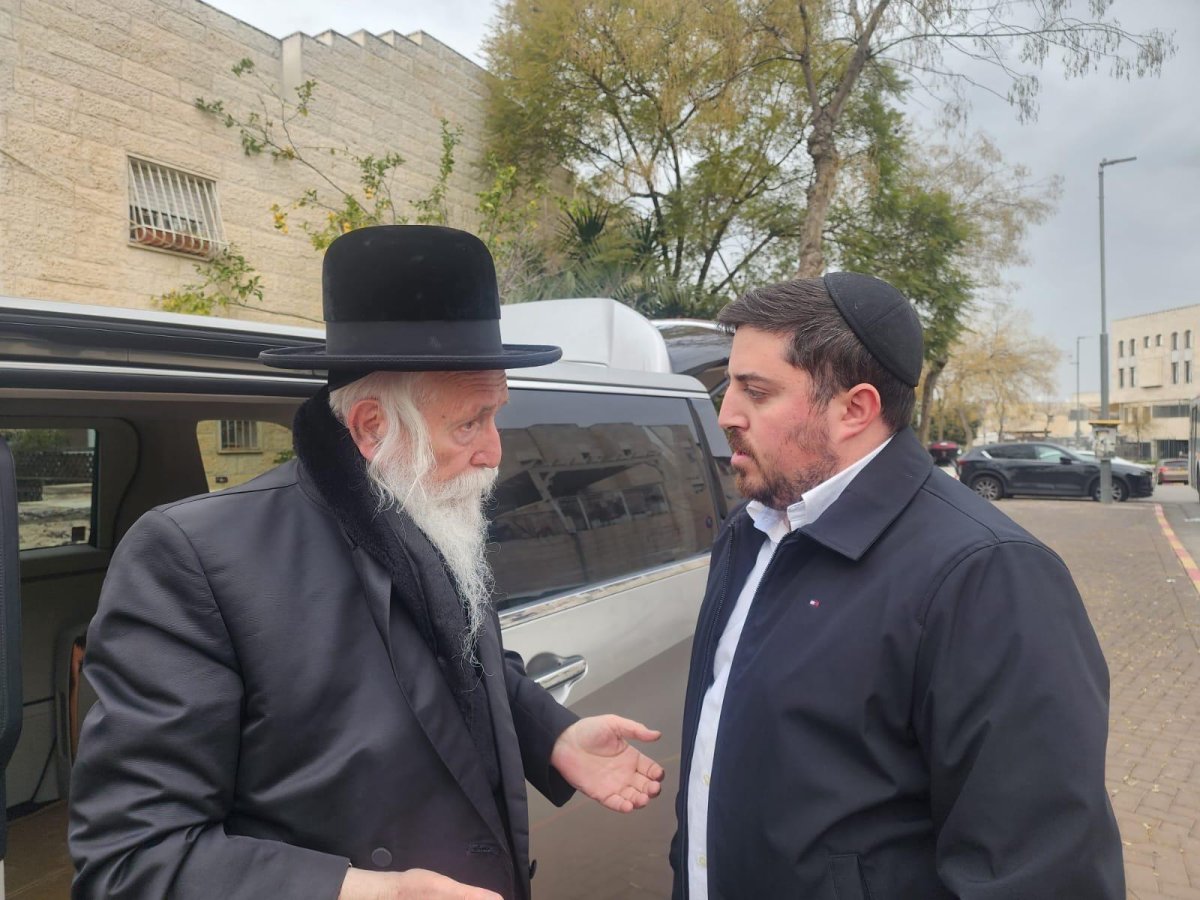 באדיבות המצלם