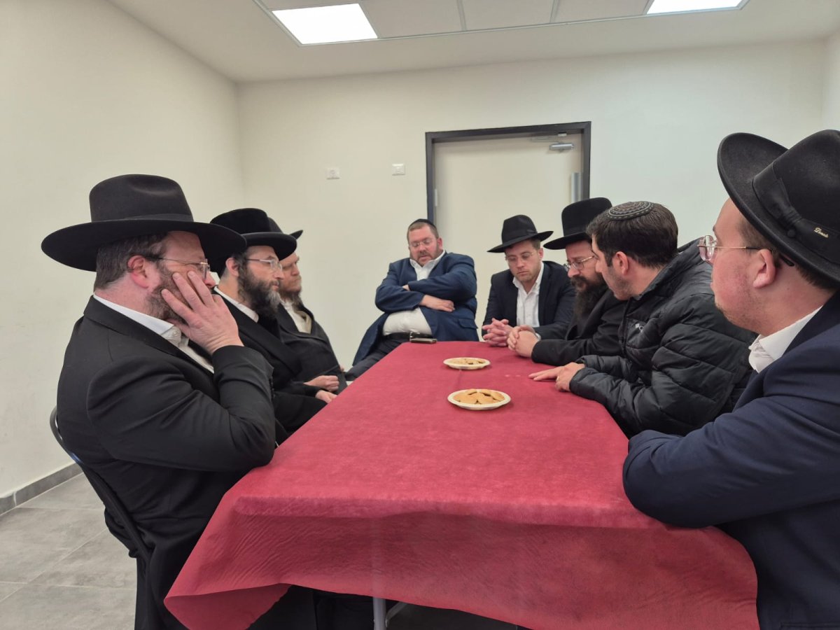 באדיבות המצלם