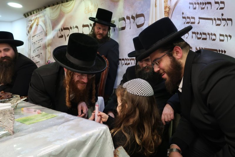 באדיבות המצלם