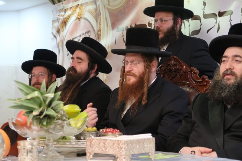 באדיבות המצלם