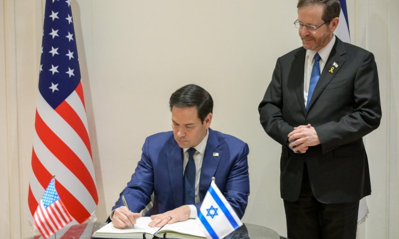 מזכיר המדינה נועד עם הנשיא הרצוג: "לא לנוח עד שכולם בבית"