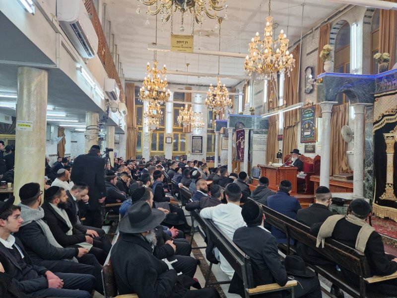 באדיבות המצלם