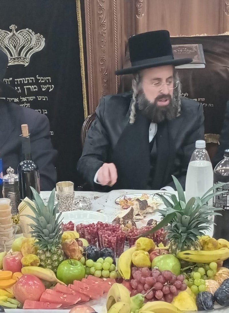 באדיבות המצלם