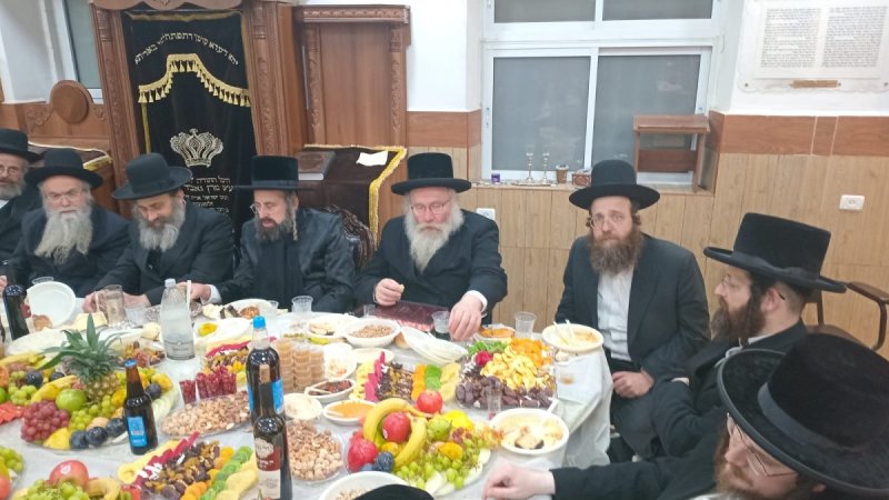 באדיבות המצלם