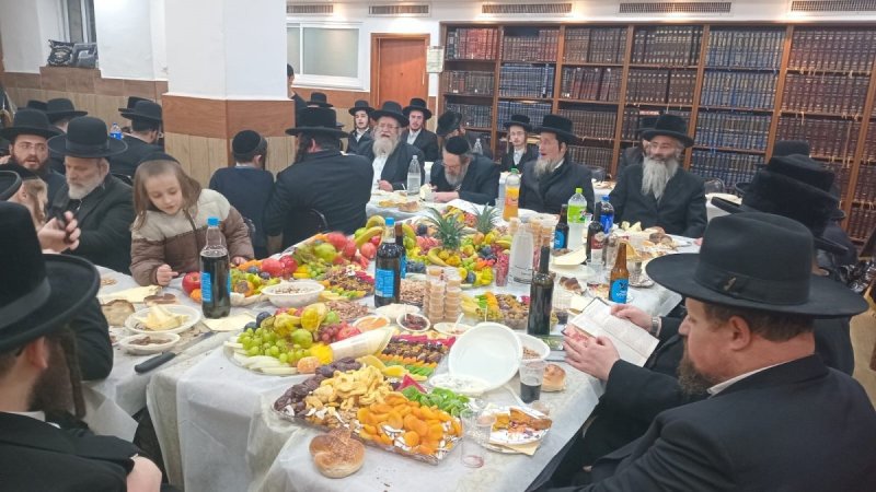 באדיבות המצלם
