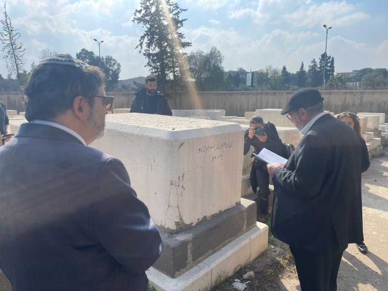 רועי קייס כאן 11