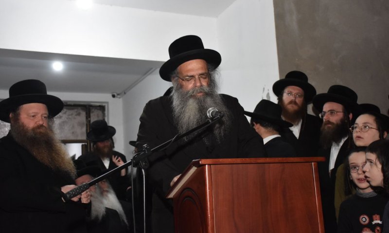 הרה"ח רבי יחיאל מיכל גשטטנר ז"ל התמוטט בפתח ביתו ונפטר