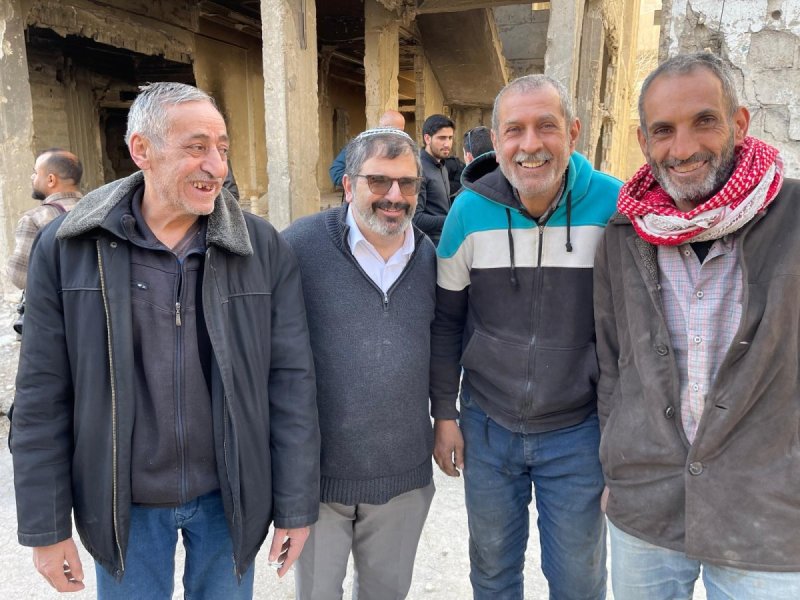 באדיבות המצלם