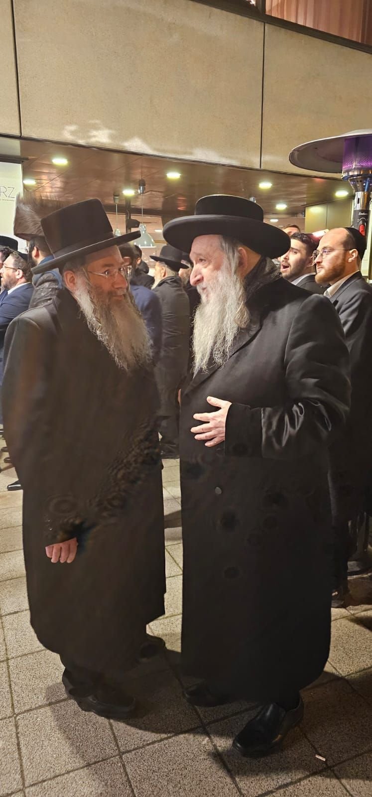 באדיבות המצלם