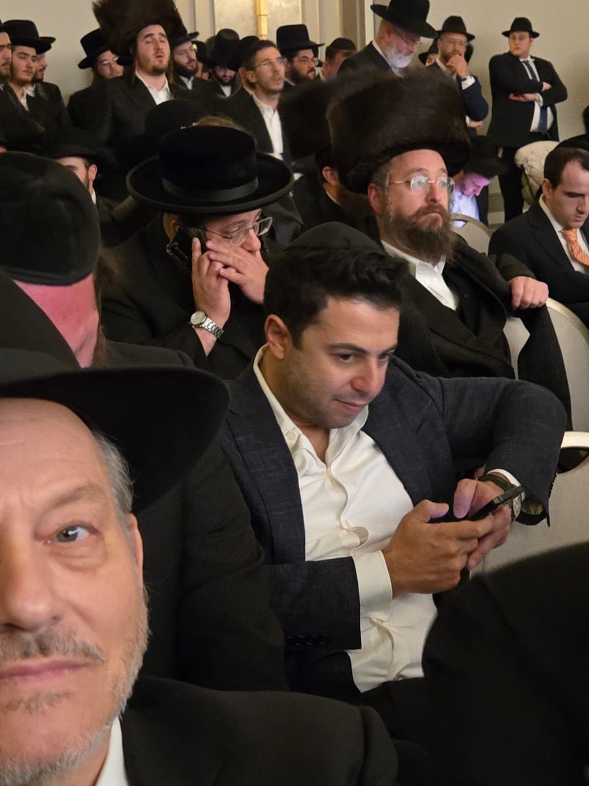 באדיבות המצלם