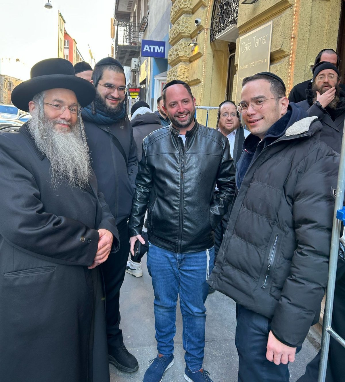 באדיבות המצלם