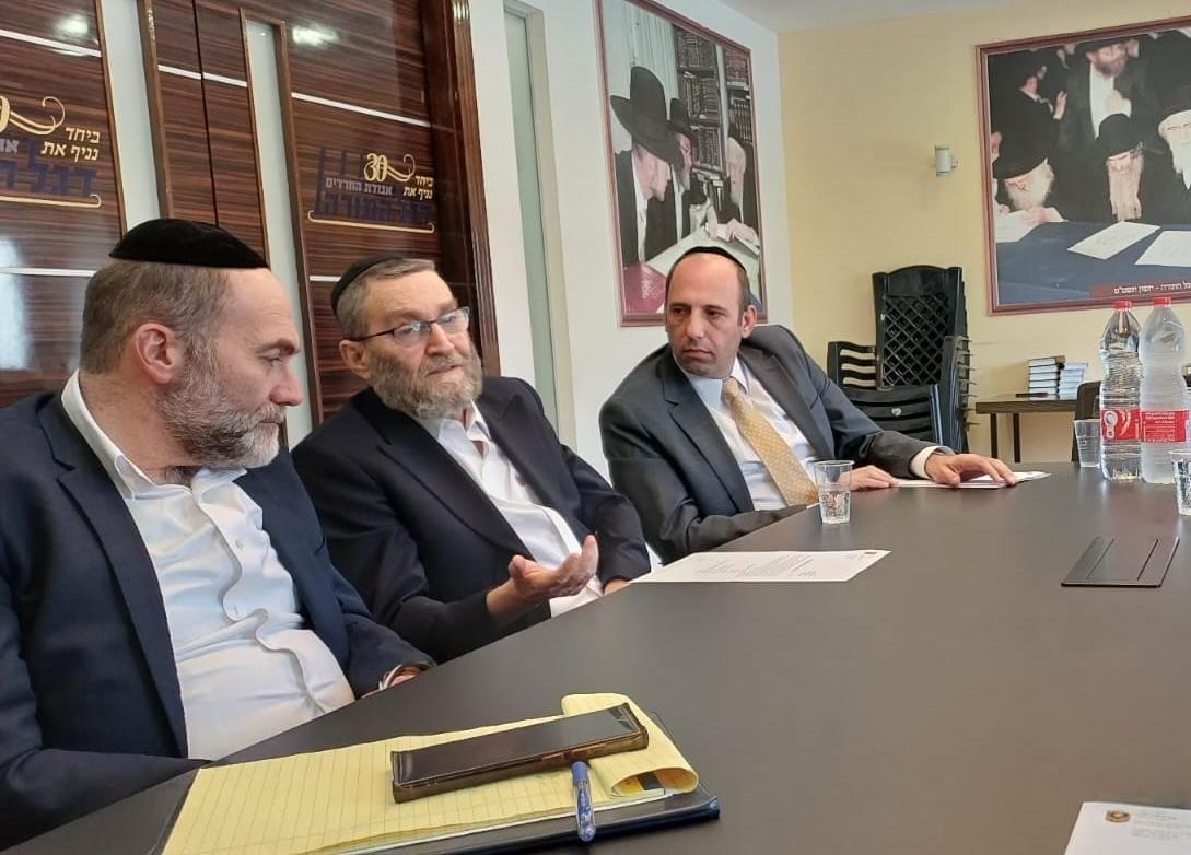 באדיבות המצלם