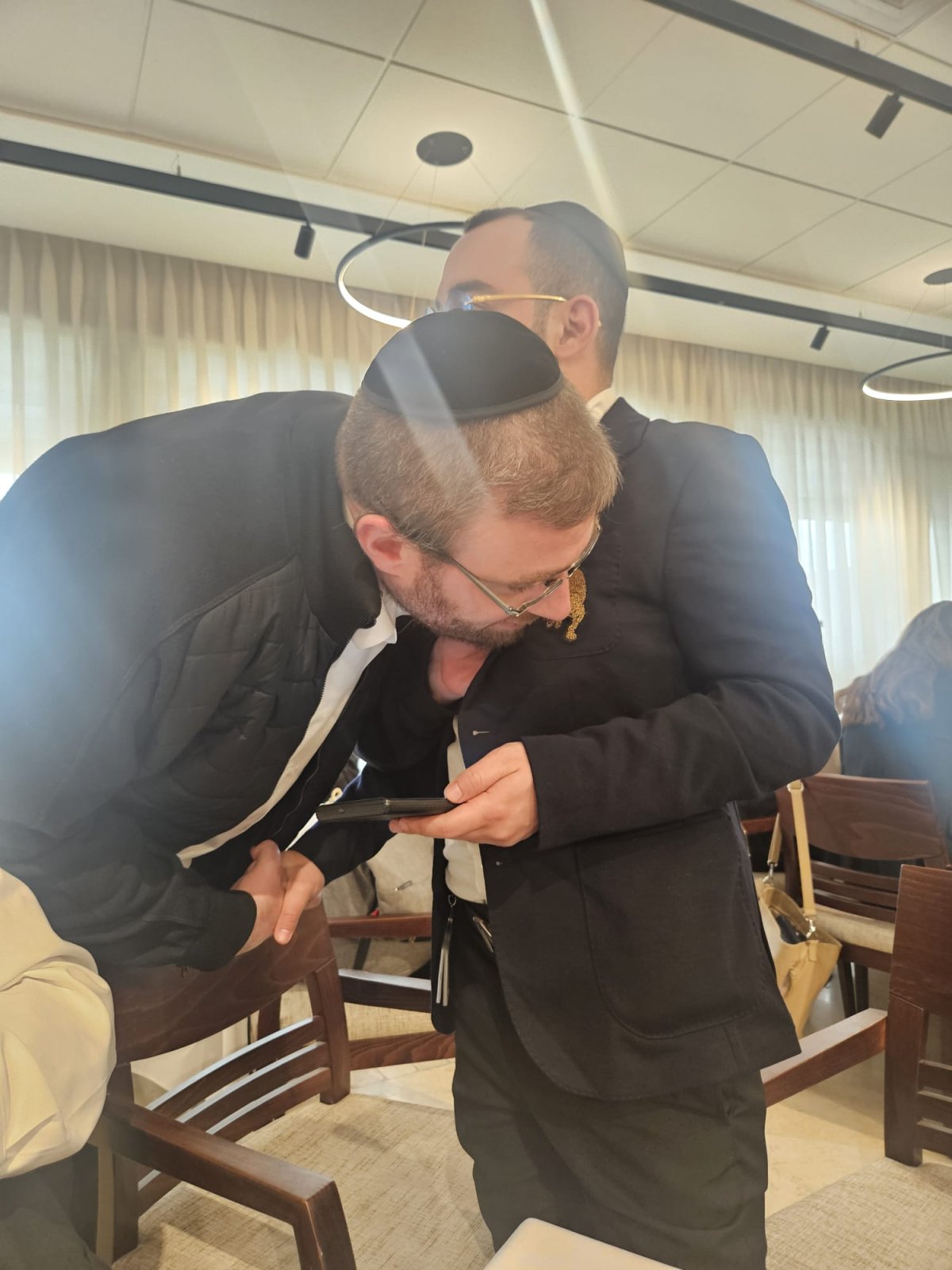 באדיבות המצלם