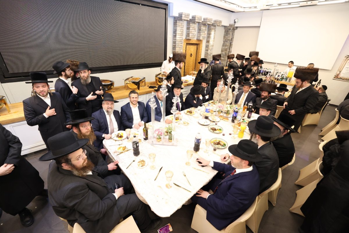 באדיבות המצלם