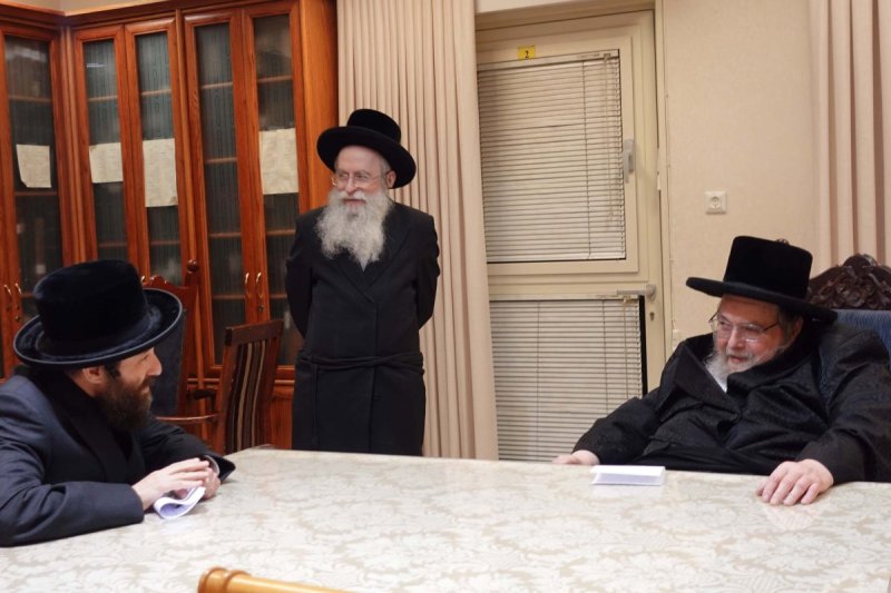 באדיבות המצלם