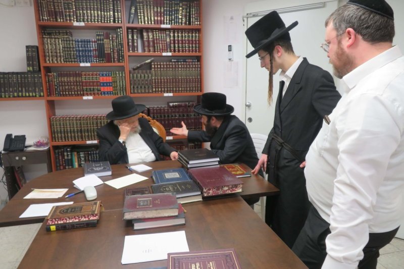 באדיבות המצלם