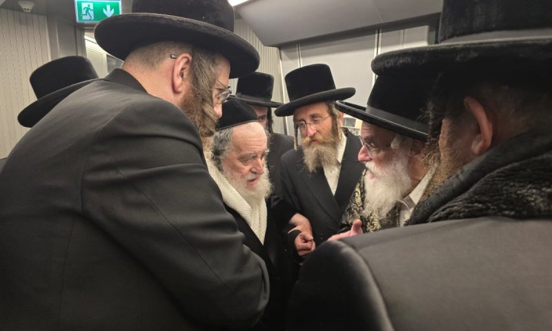 מהשיכון לכבש המטוס: החסידים ליוו את הרבי מויז'ניץ לטיסה ללוס אנג'לס