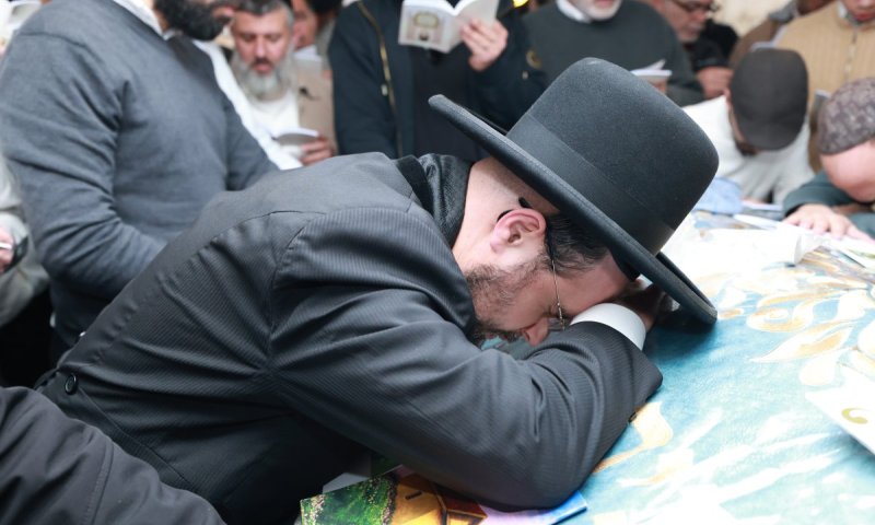 הגר"ש בוהדנה במסע חיזוק ותפילה במקומות הקדושים בצפון