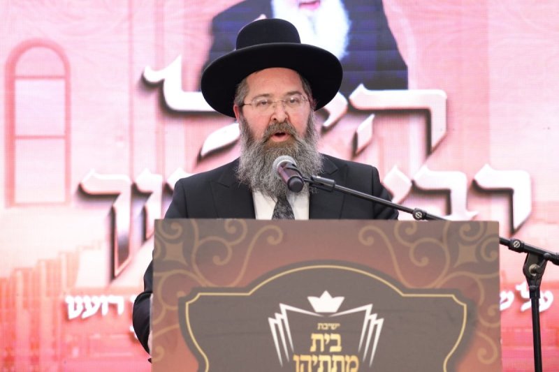 באדיבות המצלם