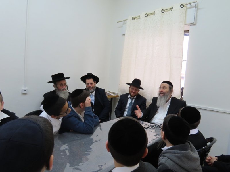 באדיבות המצלם