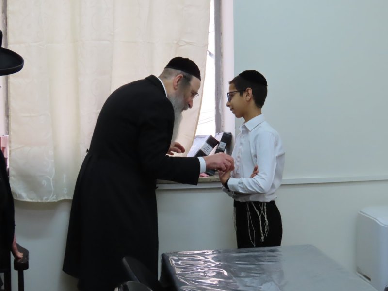 באדיבות המצלם