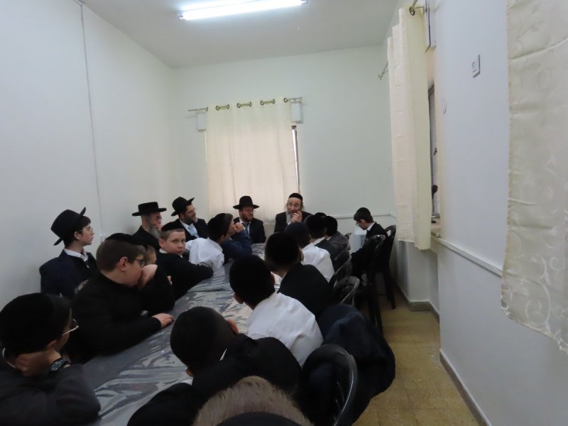 באדיבות המצלם
