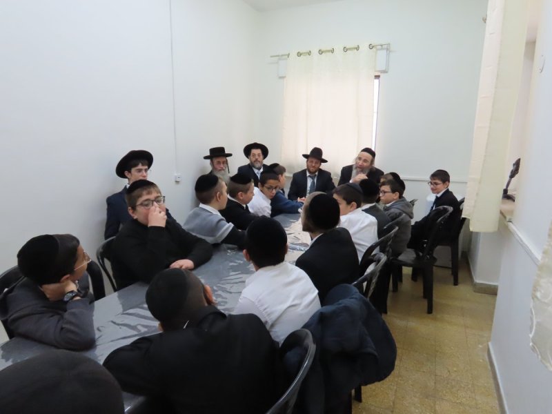 באדיבות המצלם
