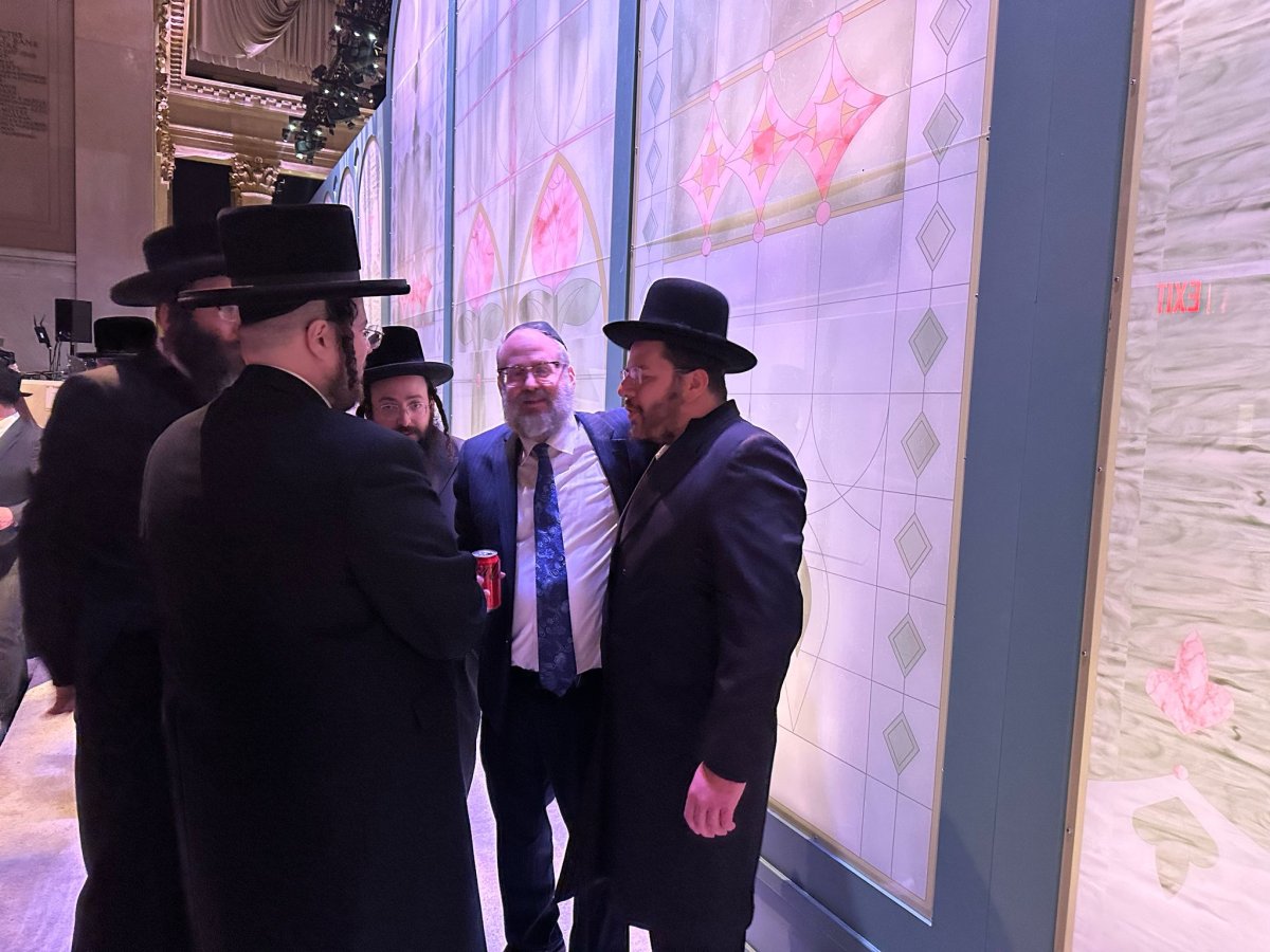 באדיבות המצלם