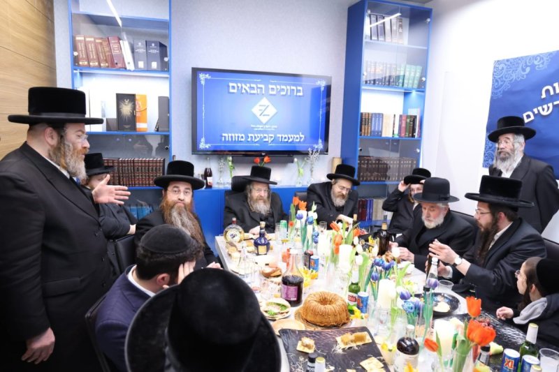 באדיבות המצלם