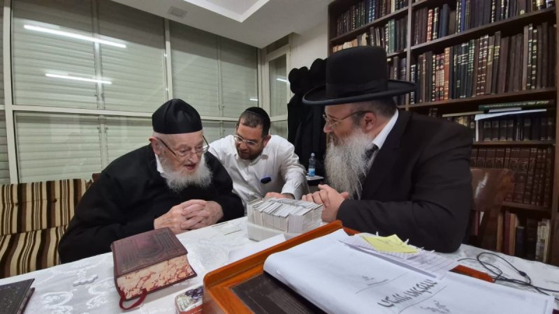 באדיבות המצלם