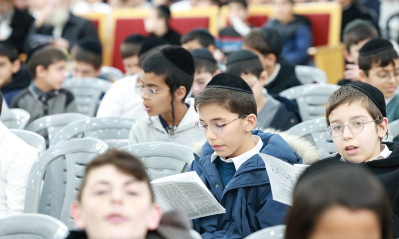 בפעילות אייכלר: חברות הסלולר יאפשרו חריגה בדקות השיחה