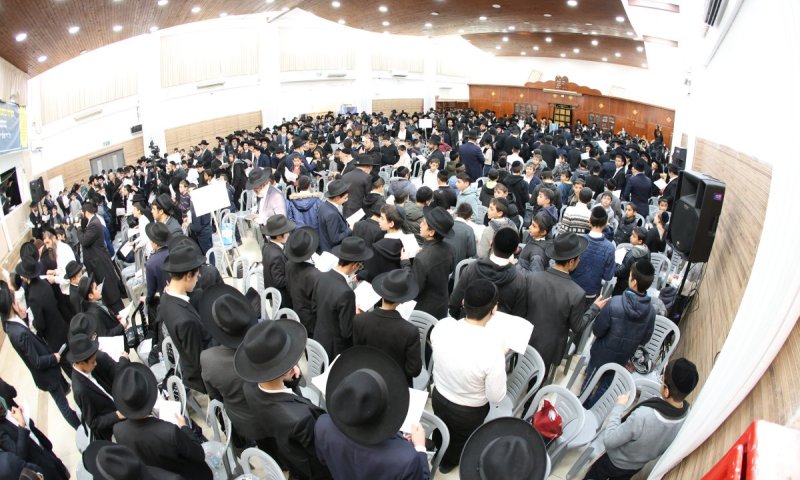 1000 ילדים ביקשו גאולה בראשות גדולי התורה