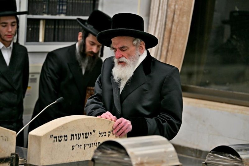 יהושע פרוכטר