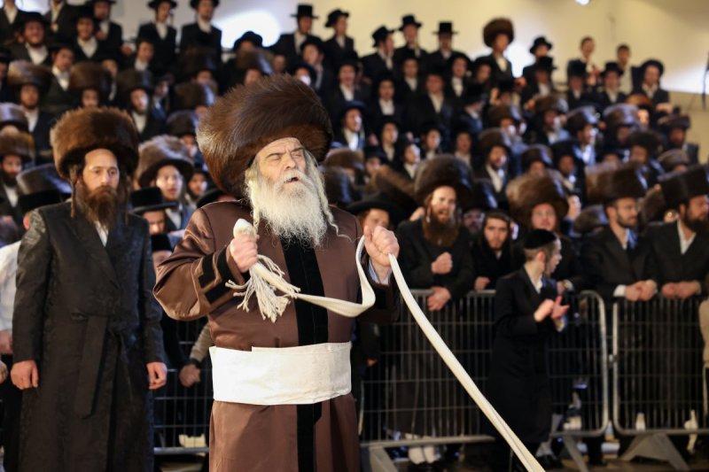 א.אייזנבאך