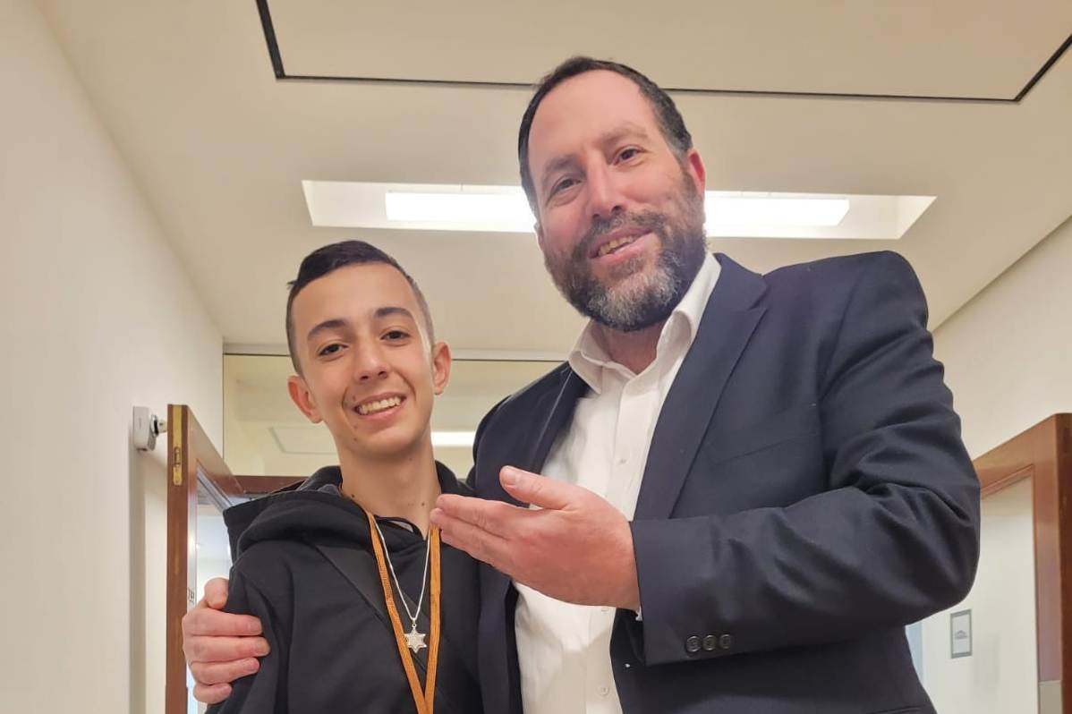 באדיבות המצלם