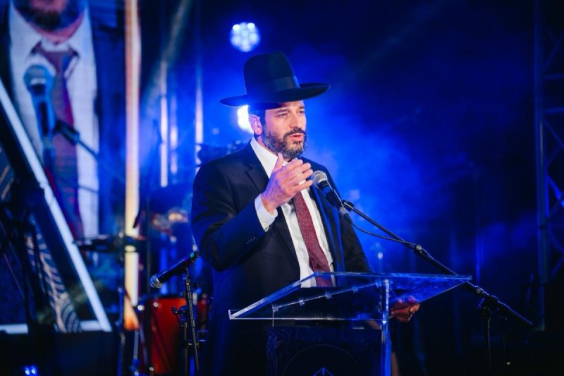 מאיר לביא