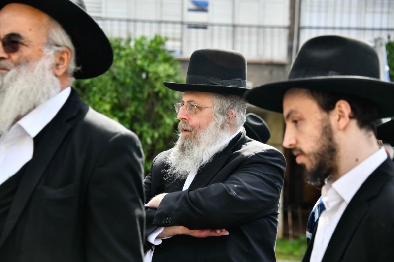 שוקי לרר