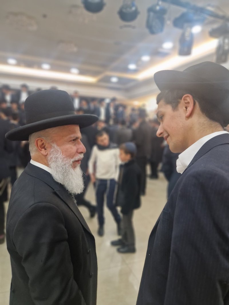 באדיבות המצלם