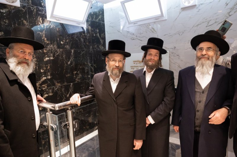 באדיבות המצלם