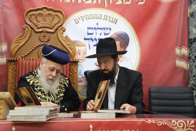 באדיבות המצלם