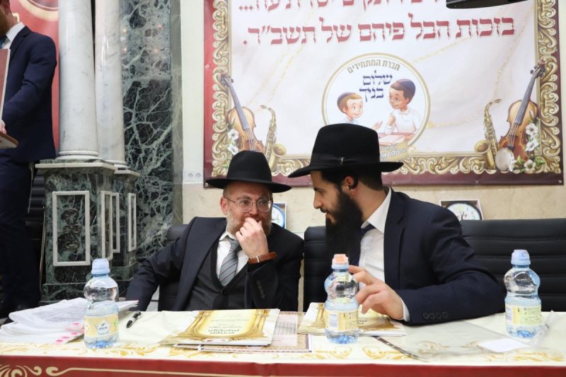 באדיבות המצלם