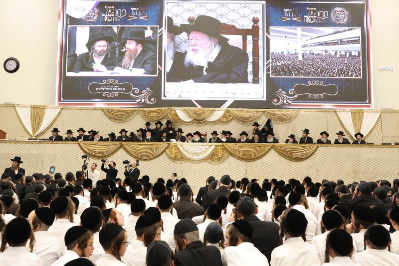 באדיבות המצלם