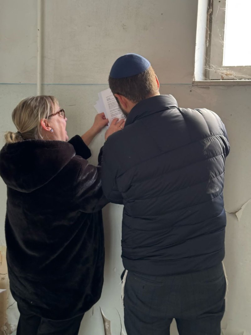 באדיבות המצלם