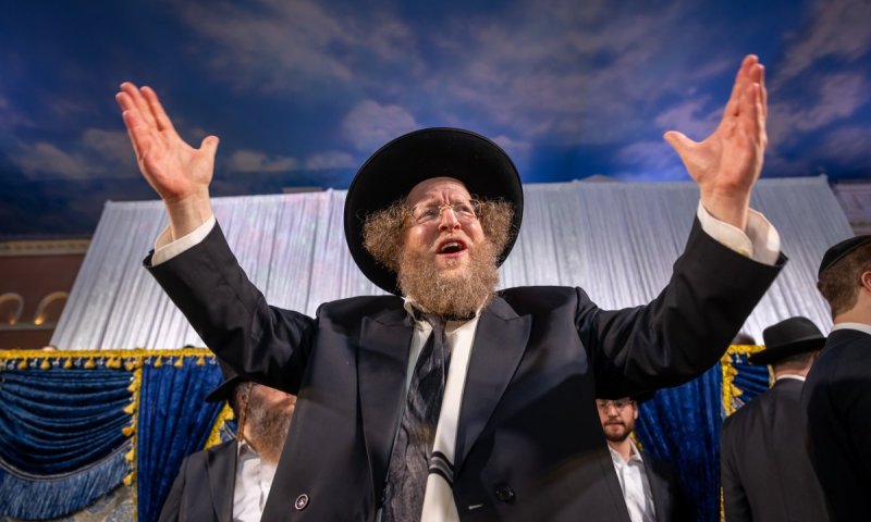 הגרש"ב סורוצקין בשיחה נוקבת: "אין מקומינו בהפגנות רחוב"