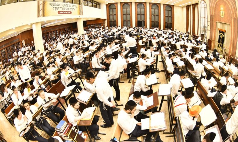 ההחלטה של טראמפ שתפגע בתרומות מחו"ל לישיבות ולכוללים
